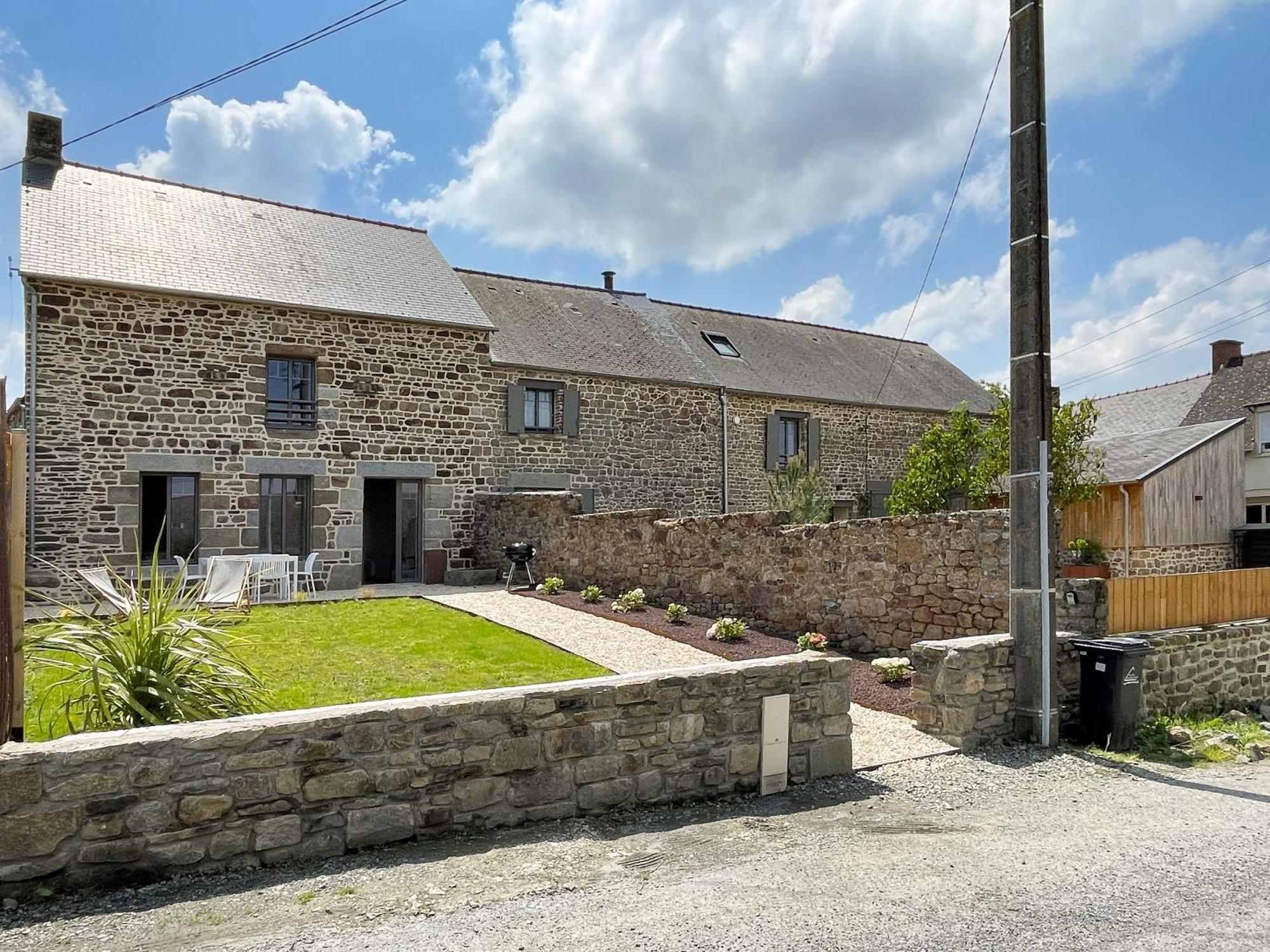 Holiday home La Maison De Leon Saint-Georges-de-Grehaigne